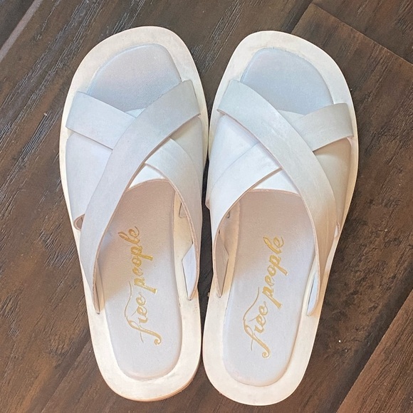 NWT Free People Del Mar Slide Sandals White Size 36 **SOLD OUT STYLE** - Picture 6 of 10